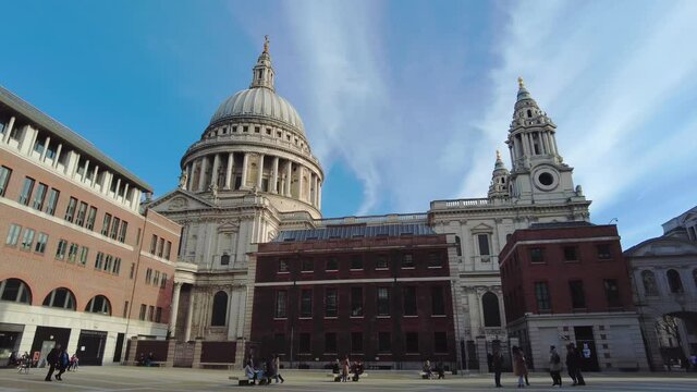 The view of the Paternoster Square with St. Paul's Cathedral in the background on sunny evening
