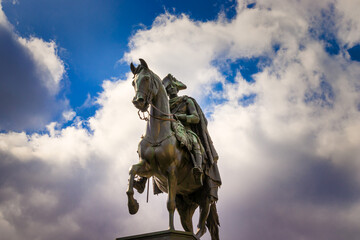 Statue von Friedrich dem Gro&szlig;en, Berlin, Unter den Linden