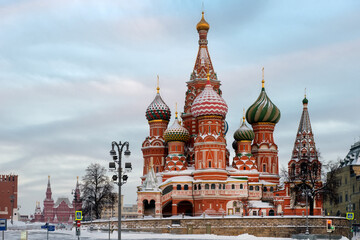 Fototapeta na wymiar Moscow, Russia, Red Square, view of St. Basil's Cathedral on a frosty winter early morning