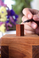 Seal Cutting 