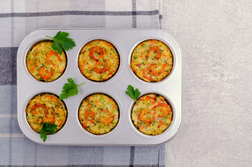 Vegetable muffins with shrimp