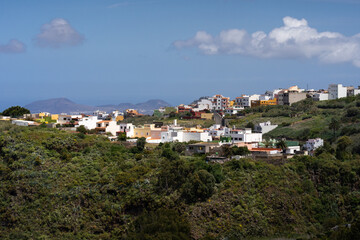 Fototapeta na wymiar The Beautiful small Town Moya on Gran Canaria and the Nature sorrounding it