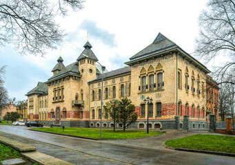Fototapeta premium Poltava, Ukraine - April 14, 2021: Facade of the building of the Local History Museum in the city of Poltava, Ukraine. An old historical building of the provincial assembly. Popular tourist landmark
