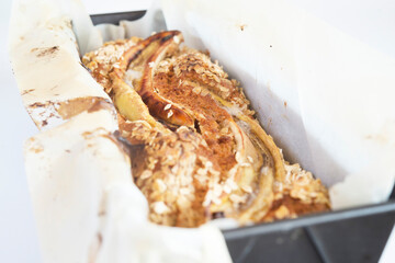 crunchy banana bread with cinnamon