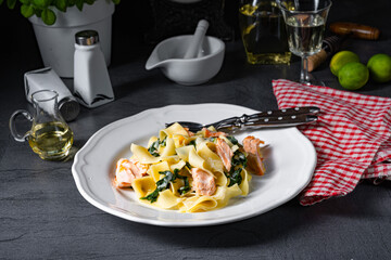 Tagliatelle with salmon and spinach in a cream sauce