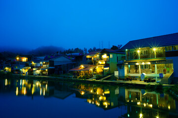 Fototapeta na wymiar night view of the town