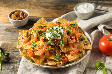 Homemade Cheesy Mexican Nachos