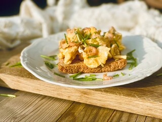 Organisch krabbentoast