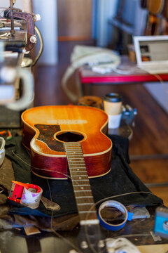 luthier shop