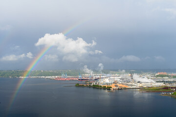 Naklejka na ściany i meble rainbow over the port