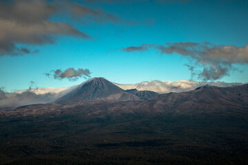 Fototapeta premium Looking towards Tongariro National Park 