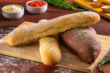 Pães ciabata e australiano