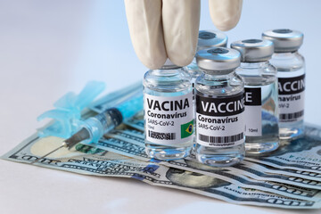 Compra de vacina pelo Brasil