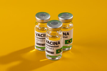 Ampolas de vacinas Covid-19