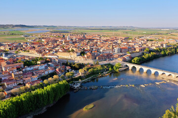 Fototapeta na wymiar Aerial view of the town of Tordesillas, Spain