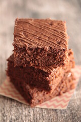 Gâteau au chocolat léger à la compote de pomme