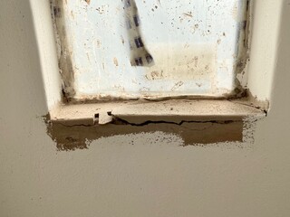 interior plastering gone wrong, botched window sill plastering work unhappy client