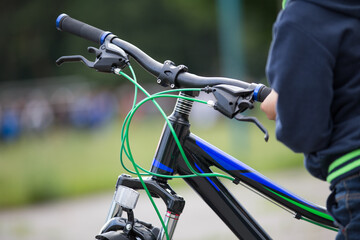 Bicycle with gear shift, brakes and handlebars