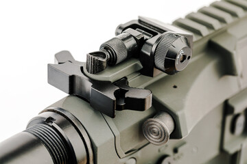 The sight is mounted on a modern automatic carbine. The sight mounted on the weapon
