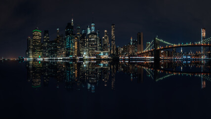Fototapeta na wymiar Metropolis by night, New York City skyline