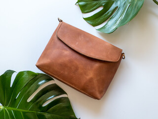 Vintage leather shoulder bag 
