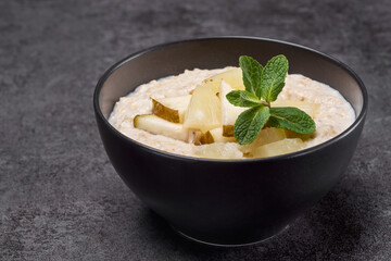 Oat in the black bowl