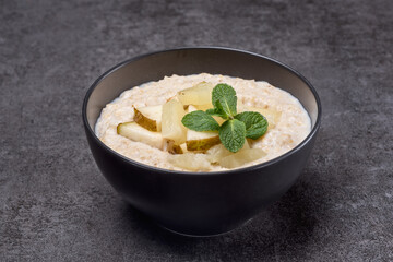 Oat in the black bowl