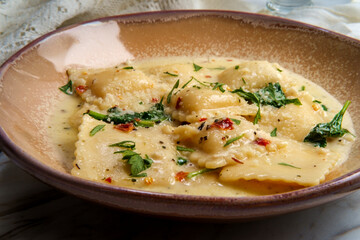 Tuscan Creamy Cheese Ravioli