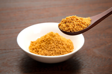 コンソメスープの素、顆粒