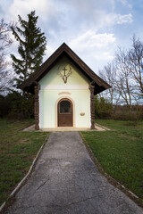 Fototapeta na wymiar hunter chapel in the woods in burgenland