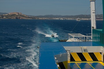 hacia el continente desde la isla de Ibiza