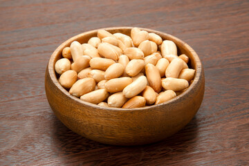 皮をむいたピーナッツ