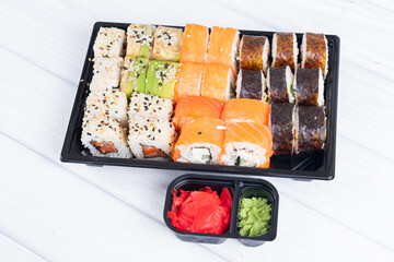 sushi sushi-roll menu food restaurant