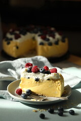 Unbaked mango lassi cheesecake  © Joanna Grabowska