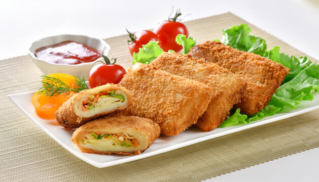 Box Patties, Delicious Sandwiches Coated with Bread Crumb