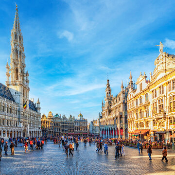 Ein sp&auml;ter Wintertag auf der Grand Place in Br&uuml;ssel
