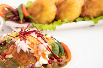 Aloo Tikki Also Known As Alu Ki Tikkia Is Seasoned Boiled Mashed Potato Cutlet Or Patties Used In Various Indian Street Food Masala Chaat Snacks. Served With Dahi Chat Masala Anar And Sev Bhujia