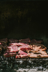 tbone-tomahawk-grill-asado-barbecue-bbq-salchicaparrillera-parrillera-sausage-asadoargentino-argentina