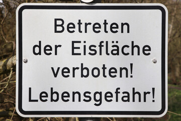 eisfläche, betreten, eis, winter, lebensgefahr, verboten, gefahr