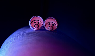 small plastic buttons