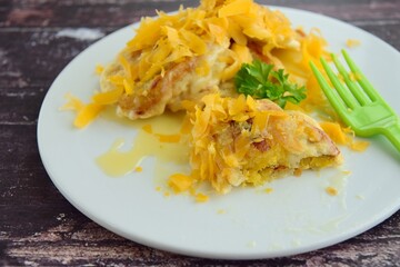 Pisang Goreng Keju or Fried Banana with Grated Cheese