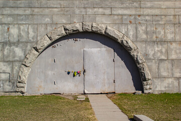entrance to the wall