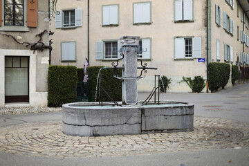 Fototapeta na wymiar Fontaine de la Grand-rue à St-Prex
