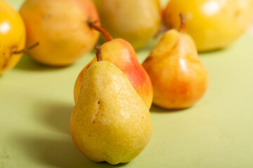 pears