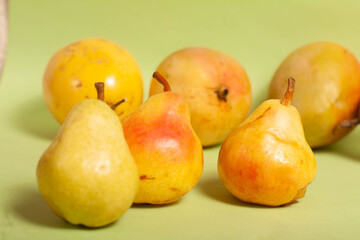 pears