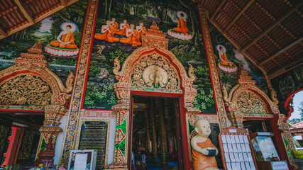 Fototapeta na wymiar Beautiful temple in thailand.