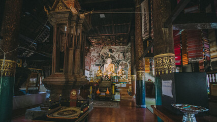 Obraz na płótnie Canvas Beautiful temple in thailand. 