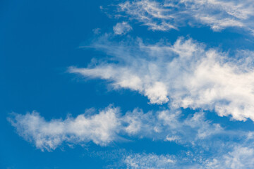 Zirruswolken im Himmel