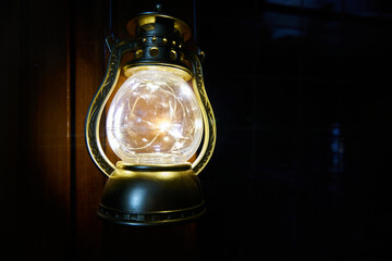 Golden Light Lamp 