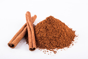 cinnamon sticks and powder